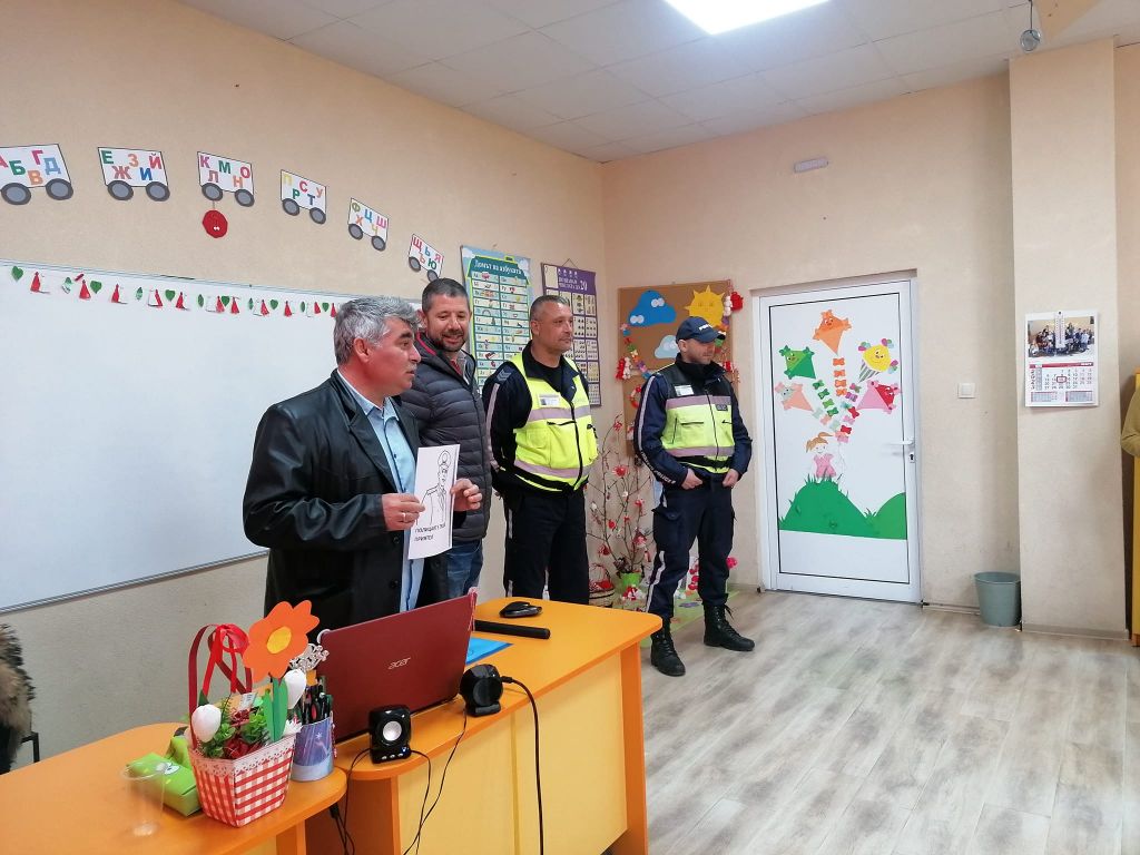 Седмица на безопасността в ОУ "Св. Климент Охридски" - ОУ Св. Климент Охридски - Дупница