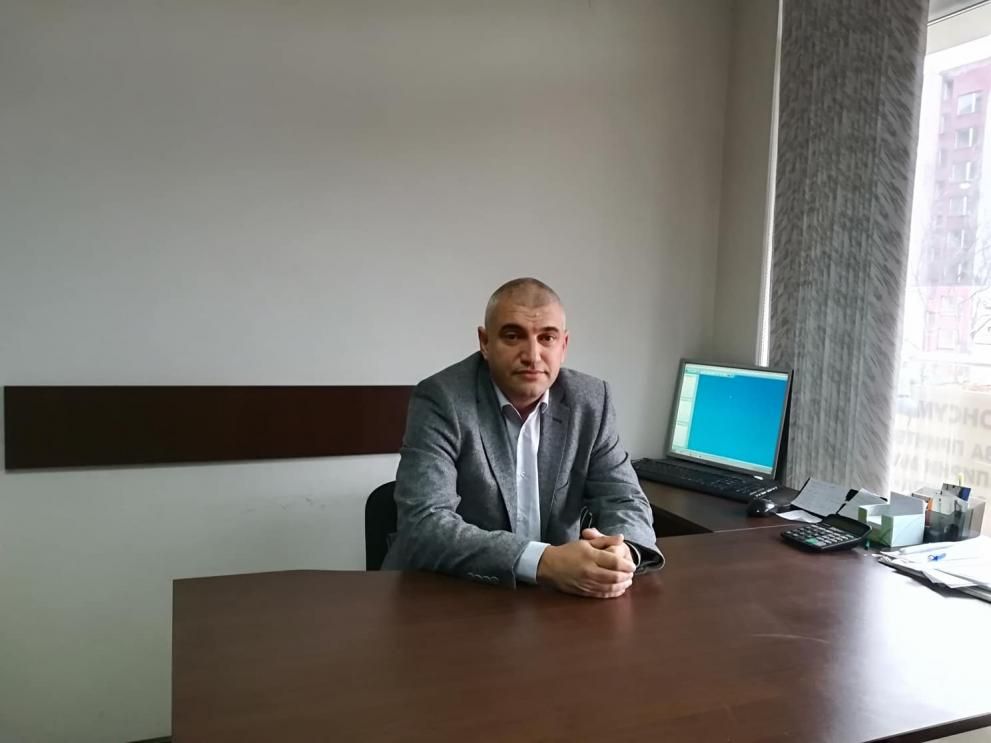 На нова компютърна зала се радват учениците от СУ Св.Климент Охридски" в Дупница 3